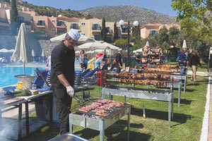 Στο 60%-70% οι πληρότητες στα ξενοδοχεία που άνοιξαν το Πάσχα και είναι περίπου το 50% του συνόλου των καταλυμάτων