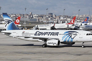 Το τσιγάρο του πιλότου οδήγησε στη συντριβή του αεροσκάφους