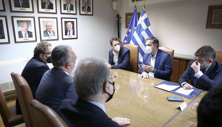 Τσίπρας: Να μην πληρωθεί η ρήτρα αναπροσαρμογής