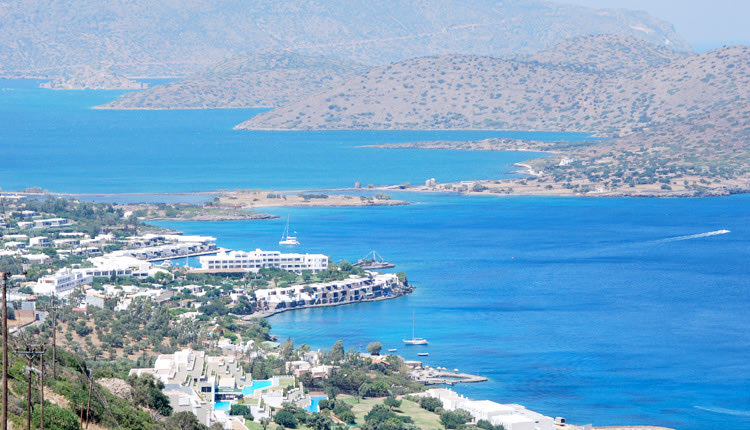 Στον κόλπο της Ελούντας