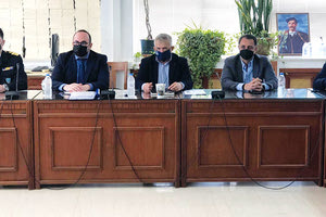 ΣΤΟΝ ΔΗΜΟ ΦΑΙΣΤΟΥ ΚΟΥΤΟΥΛΑΚΗΣ ΚΑΙ ΣΕΝΕΤΑΚΗΣ