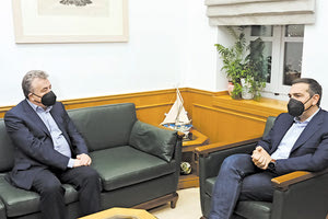 Τι είπαν Τσίπρας - Αρναουτάκης