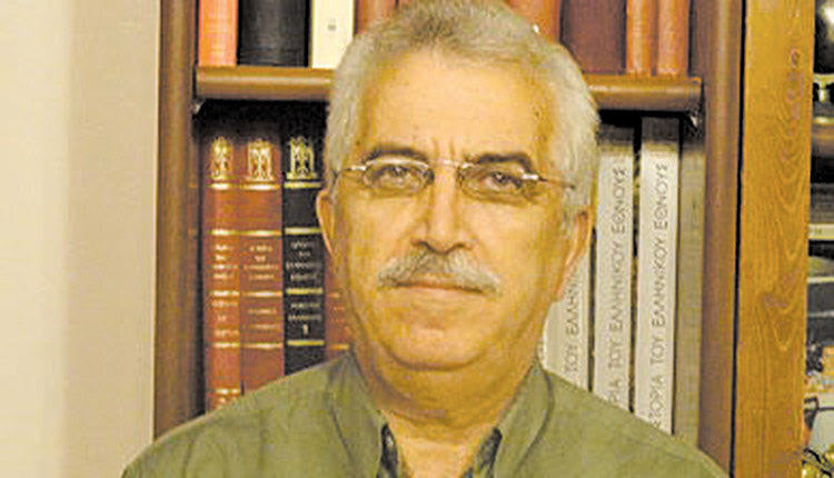 Ο Γιάννης Γ. Τσερεβελάκης