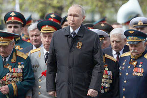 Χωρίς ουσιαστικές ανακοινώσεις η ομιλία Πούτιν στην Κόκκινη Πλατεία