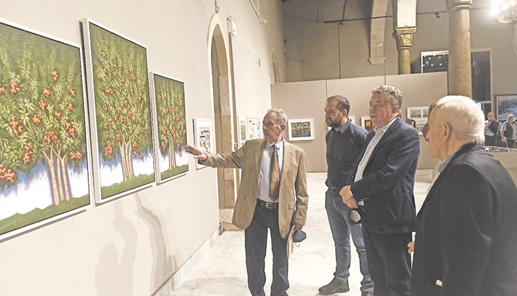 ΜΕ ΕΠΙΤΥΧΙΑ Η ΕΚΘΕΣΗ ΖΩΓΡΑΦΙΚΗΣ ΤΟΥ ΑΡΙΣΤΟΔΗΜΟΥ ΣΤΗ ΒΑΣΙΛΙΚΗ ΤΟΥ ΑΓ.ΜΑΡΚΟΥ Υφαίνοντας… με χρώμα έργα όπου η παράδοση συναντά το μέλλον