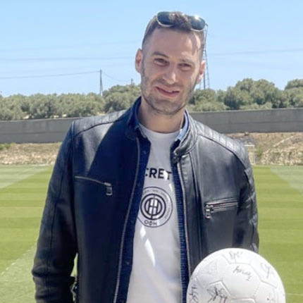 φιλαθλοι στα φιλικά του ΟΦΗ σιμοσ σιμακης