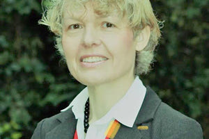 ΠΑΡΟΥΣΙΑΖΕΤΑΙ ΤΟ ΒΙΒΛΙΟ ΤΗΣ GONDA VAN STEEN Υιοθεσίες Ελληνόπουλων στην Αμερική του ψυχρού πολέμου