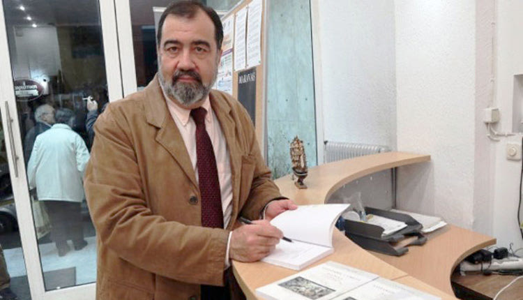 Πέθανε ο καθηγητής Αρχαίας Ιστορίας Γιάννης Πίκουλας