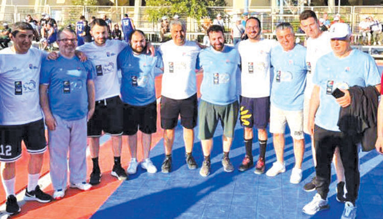  Ντέρμπι του ΕΑΚΗ με τους δημοσιογράφους 