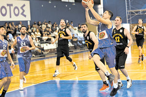 Στιγμιότυπο από το ντέρμπι του «Ηράκλειο» ΟΑΑ με το Ρέθυμνο