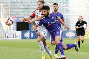 Πασαλίδης και Φαν Βέερπ σε μία από τις πολλές μονομαχίες τους