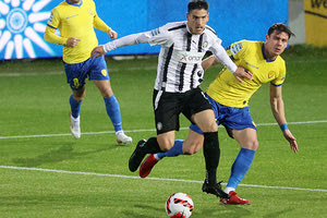 ΠΟΙΟΙ ΨΗΦΙΣΑΝ ΚΑΤΑ ΚΑΙ ΠΟΙΟΙ ΥΠΕΡ 4 ΠΡΟΣ ΙΟΥΝΙΟ ΤΑ ΜΠΑΡΑΖ ΤΗΣ ΒΕΡΟΙΑΣ ΜΕ ΛΑΜΙΑ Ή ΑΠΟΛΛΩΝΑ Οριακά δεν πέρασε η επικύρωση στα πλέι άουτ