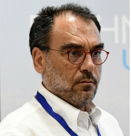 Ο δρ. Νίκος Παπανδρουλάκης