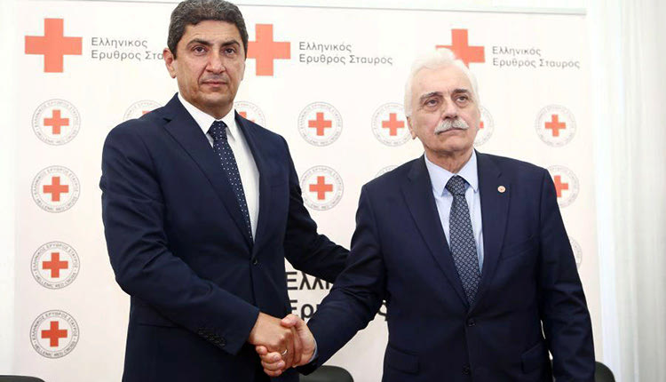 Το Υφυπουργείο Αθλητισμού συγκεντρώνει στα ΕΑΚ της χώρας είδη διατροφής σε συνεργασία με τον Ερυθρό Σταυρό