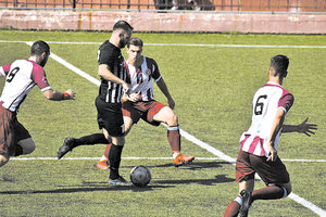 Στιγμιότυπο από το χθεσινό ματς στο γήπεδο του Κορυδαλλού (φωτό grandsport.gr)