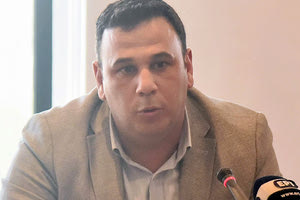 Ο κ. Αλεξάκης