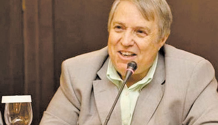 Το στέλεχος του ΣΑΤΕ κ. Ζαχ. Αθουσάκης 