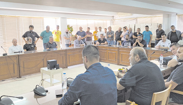 ΠΕΡΙΜΕΝΟΥΝ ΑΝΤΙΚΡIΣΜΑ ΑΠΟ ΤΙΣ ΥΠΟΣΧΕΣΕΙΣ Κραυγή απόγνωσης από τους αγρότες της Μεσσαράς