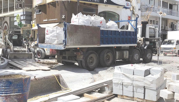 Μπήκε ο Μάης και μπήκαν τα έργα ανάπλασης στο Μεϊντάνι, στην τελική τους ευθεία.