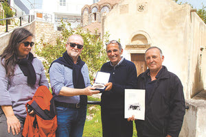 Στιγμιότυπο από τη βράβευση της Επιτροπής Πολιτών Ιεράπετρας;