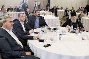 Στις εργασίες του συνεδρίου για τον θρησκευτικό τουρισμό ο περιφερειάρχης Κρήτης Σταύρος Αρναουτάκης