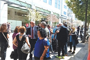 Συμβασιούχοι του ΕΣΥ στο Ειρηνοδικείο Ηρακλείου