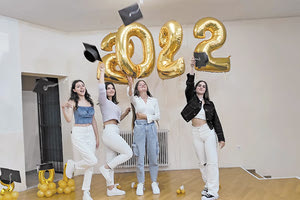 κδήλωση αποχαιρετισμού των μαθητών της Γ τάξης του ΓΕΛ Χερσονήσου