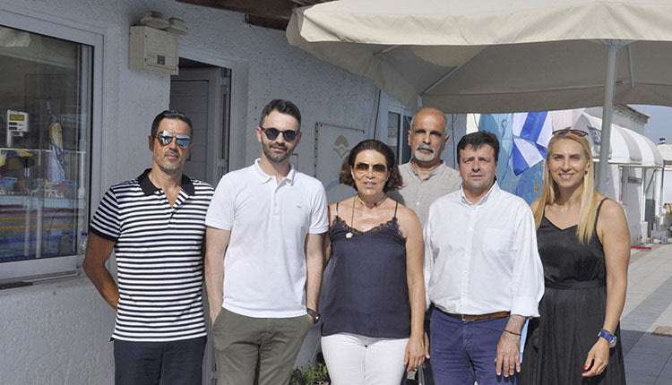   Ο κ. Συριγωνάκης με μέλη της ΠΕΚΥΚ - Ρ, ΚΟΕ και ΕΑΚΗ