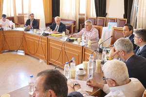 ΣΥΣΚΕΨΗ Αντιδρούν για τους... αεροπλανικούς σχεδιασμούς