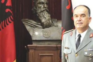 Από στρατηγός πρόεδρος