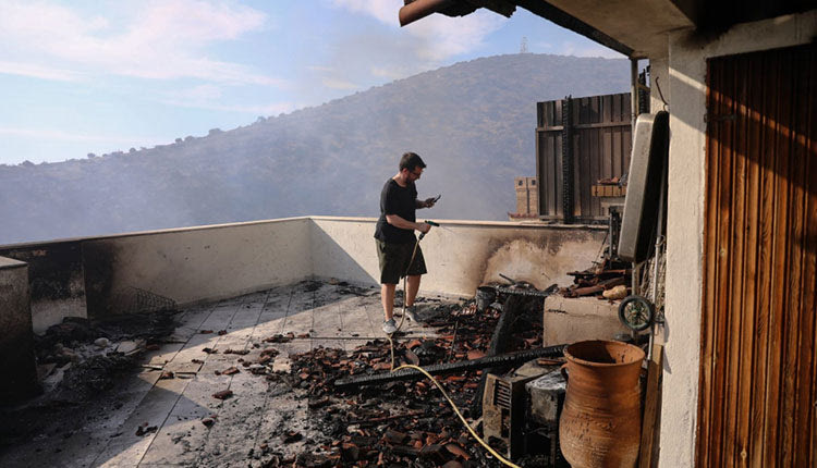 Σύμφωνα με τον δήμαρχο Γλυφάδας η φωτιά ξεκίνησε από υποσταθμό της ΔΕΔΔΗΕ