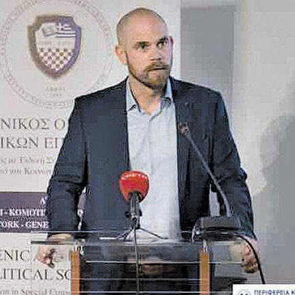 Ο κ. Καμπουράκης 