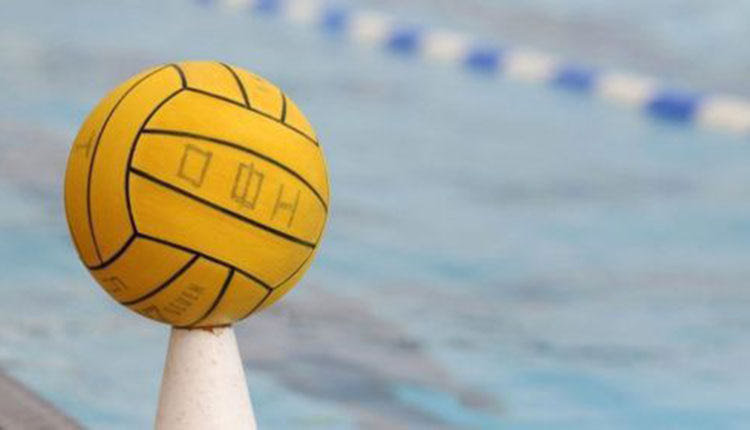 «Ελάτε και δίπλα είναι το ΕΚΑΒ»