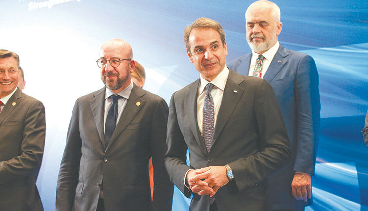 Πρωθυπουργικό μήνυμα: Η ιστορία δεν ξαναγράφεται
