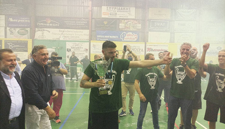   Οι κ. Φραγκάκης, Κεγκέρογλου έκαναν την απονομή στους πρωταθλητές