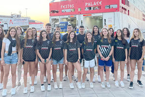 Η ομάδα του ΟΦΗ κατά την αναχώρησή της