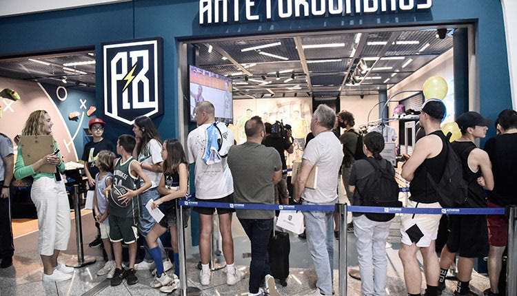 Λατρεία για τον Giannis στο «Ελ. Βενιζέλος»