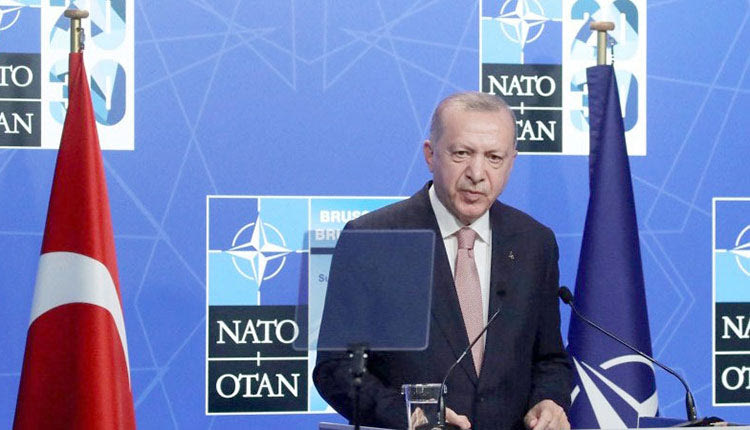 Economist για Τουρκία: Το “μαύρο πρόβατο του ΝΑΤΟ”