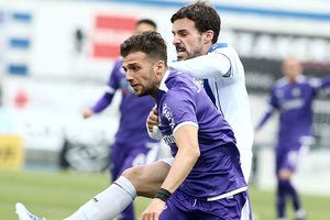 ΕΠΙΣΗΜΗ ΠΡΟΤΑΣΗ ΑΠΟ ΤΟΥΣ ΠΟΛΩΝΟΥΣ ΓΙΑ ΤΟΝ ΠΑΙΚΤΗ ΤΟΥ ΠΑΟΚ ΔΥΣΚΟΛΕΥΕΙ ΤΗΝ ΠΑΡΑΜΟΝΗ ΤΟΥ ΣΤΟ ΗΡΑΚΛΕΙΟ Λέγκια «απειλεί» ΟΦΗ για Λάμπρου