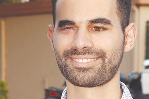 Το σημείωμα από το φίλο μας τυφλό δικηγόρο Βαγγέλη Αυγουλά