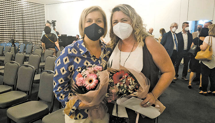 Η αναπλ. υπουργός Υγείας Μ. Γκάγκα με τη διοικήτρια της 7ης ΥΠΕ Λ. Μπορμπουδάκη έκαναν χθες χαιρετισμό στην επιστημονική εκδήλωση που οργάνωσαν το τμήμα Παιδιατρικής - Αιματολογίας και το τμήμα Εργαστηριακής Διάγνωσης στο ξενοδοχείο “Ατλαντίς”