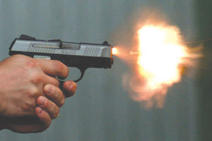 Ξέρουν τον «πιστολέρο» της λ. 62 Μαρτύρων που έκανε «κόσκινο» τα πόδια 38χρονου