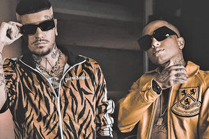 Η Ελλάδα ζει στον αστερισμό των βραβείων MAD, που αμαυρώθηκαν με τα κλοτσομπουνίδια κάποιων κυρίων Snick και Light, που εκτός από τη νεολαία δεν τους ξέρει ούτε η μάνα ους… Μόνο που η νεολαία είναι ένα πάρα πολύ δυναμικό κοινό για τη μουσική βιομηχανία, αν στα αλήθεια έχουμε τέτοια στην Ελλάδα…