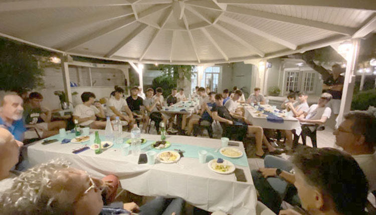  Θερμό κλίμα στο δείπνο προς τιμήν του Παιδικού 