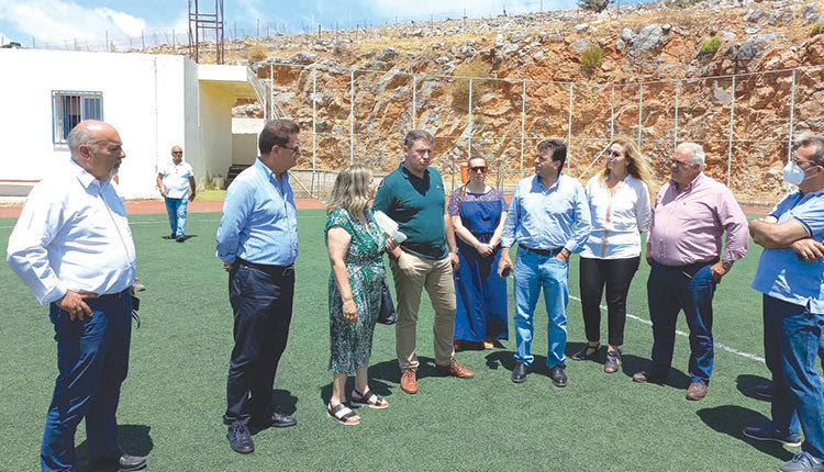 Απο την χθεσινή αυτοψία στα γήπεδα Μοχού και Χερσονήσου