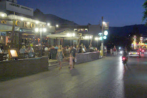 σε Χερσόνησο και Μάλια