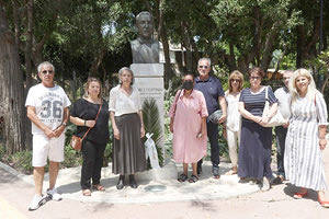 Επιμνημόσυνη δέηση στην προτομή του Μηνά Γ. Γεωργιάδη