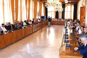 Στο Δημοτικό Συμβούλιο Ηρακλείου