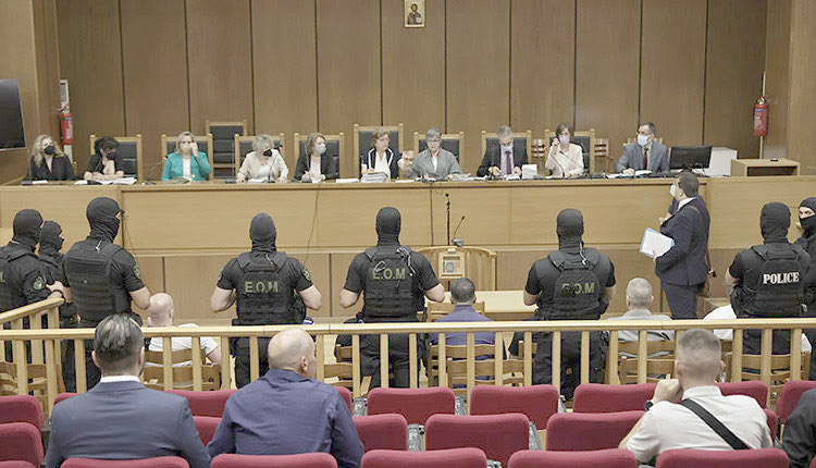 Στο Πενταμελές Εφετείο Κακουργημάτων, η δίκη της Χρυσής Αυγής