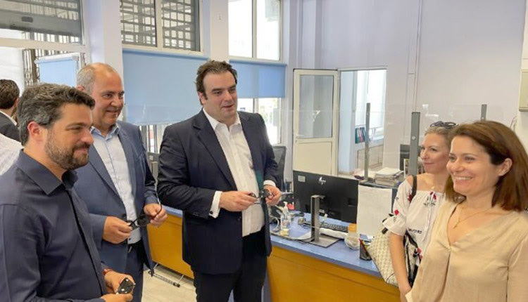 Από την επίσκεψη Πιερρακάκη στα Χανιά